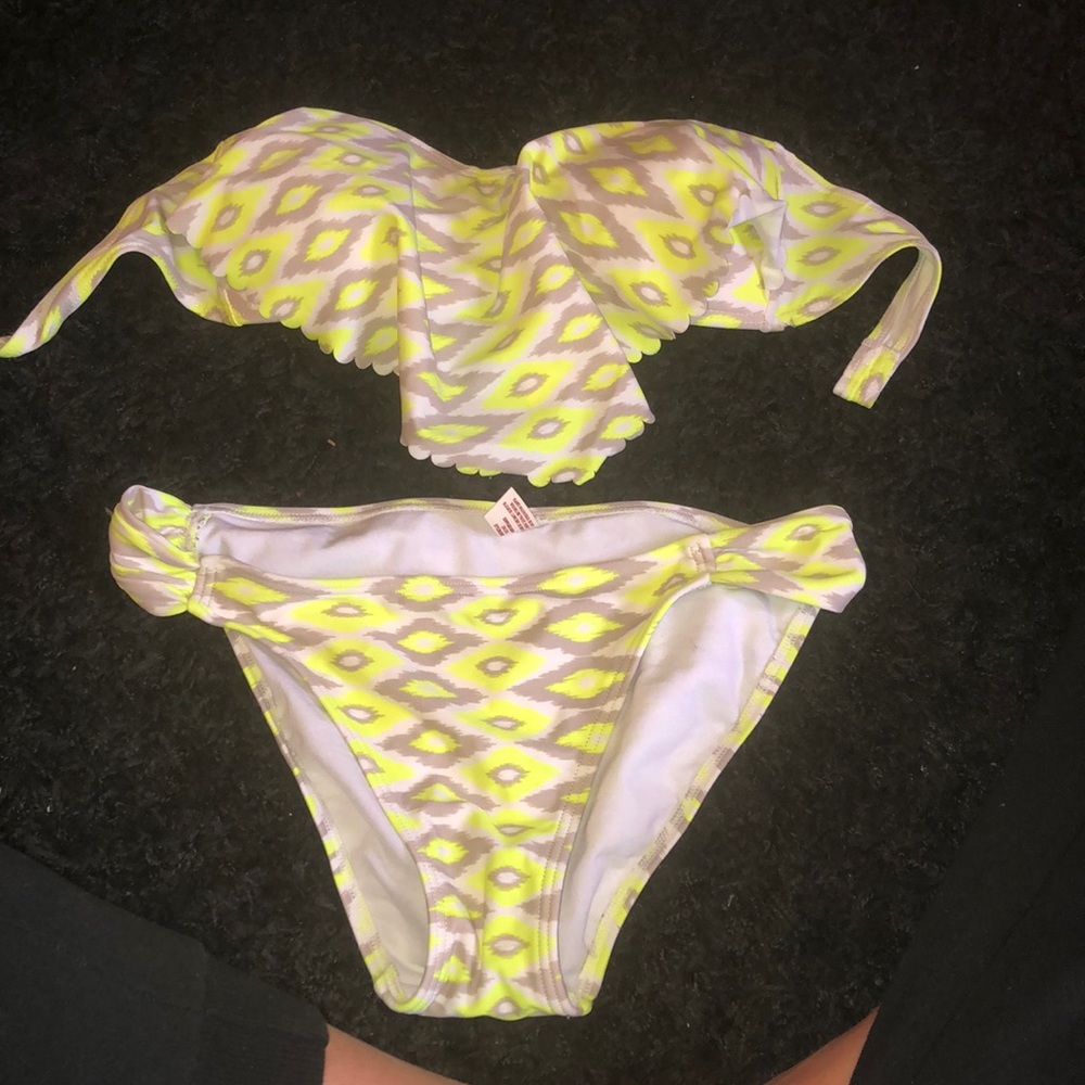 Neon greenish/yellow and gray bikini set